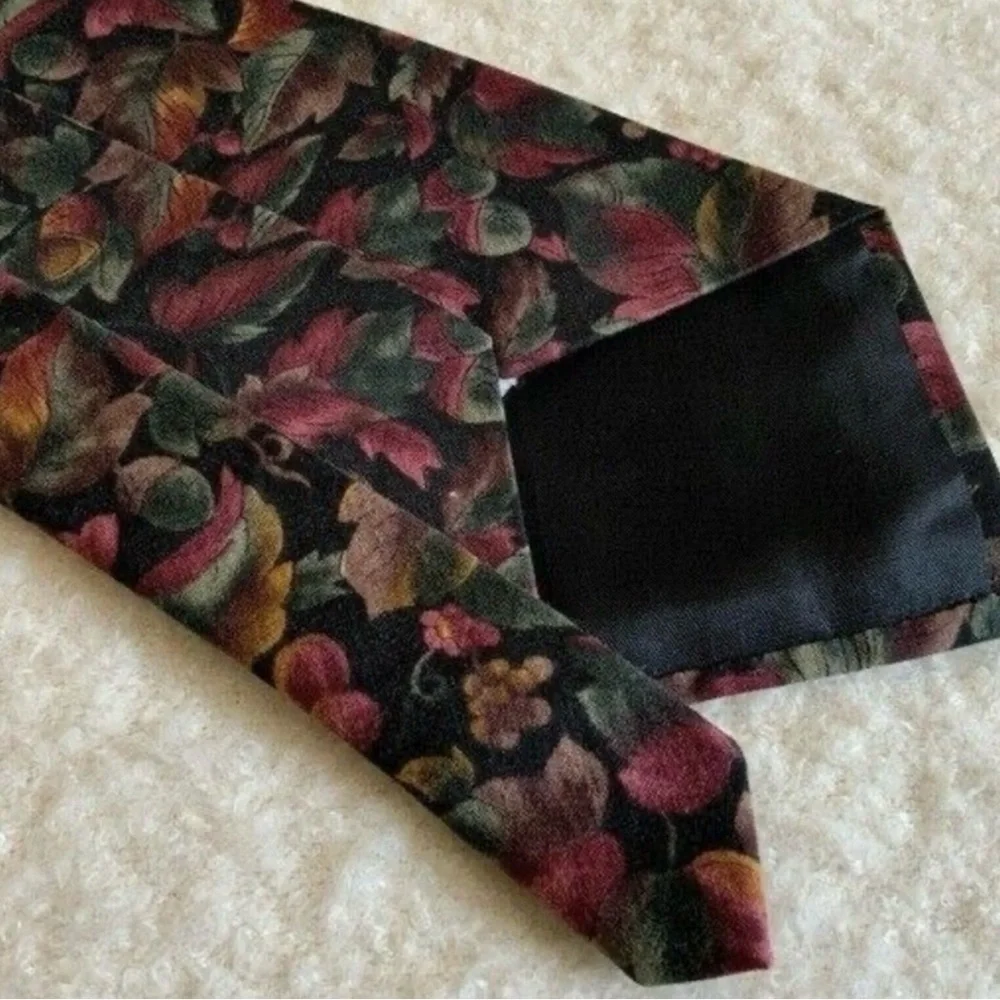 Mens Vintage Rohde Royce Tie Multicolor Floral Fruit Print 100% Cotton Necktie
